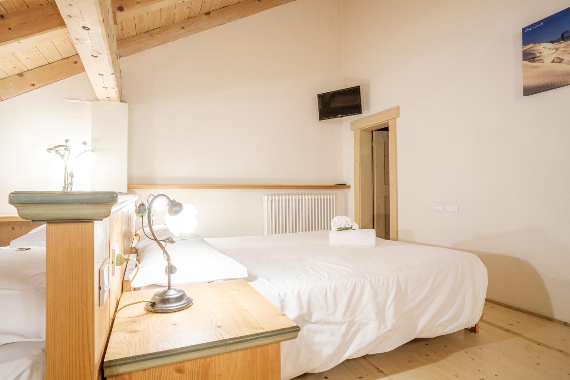 Casa Moresc Spiazzo  Pokoj fotografie