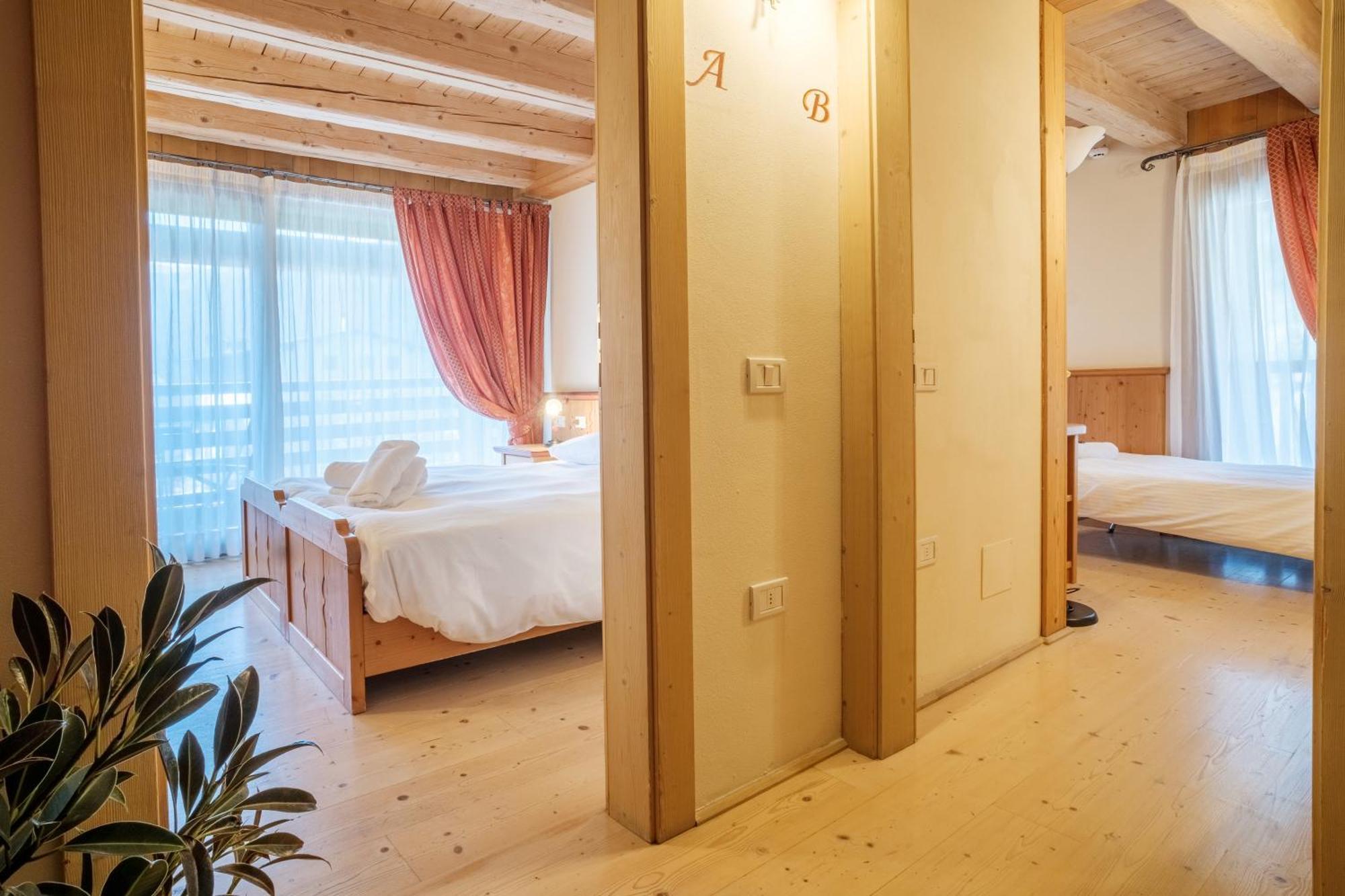 Casa Moresc Spiazzo  Pokoj fotografie