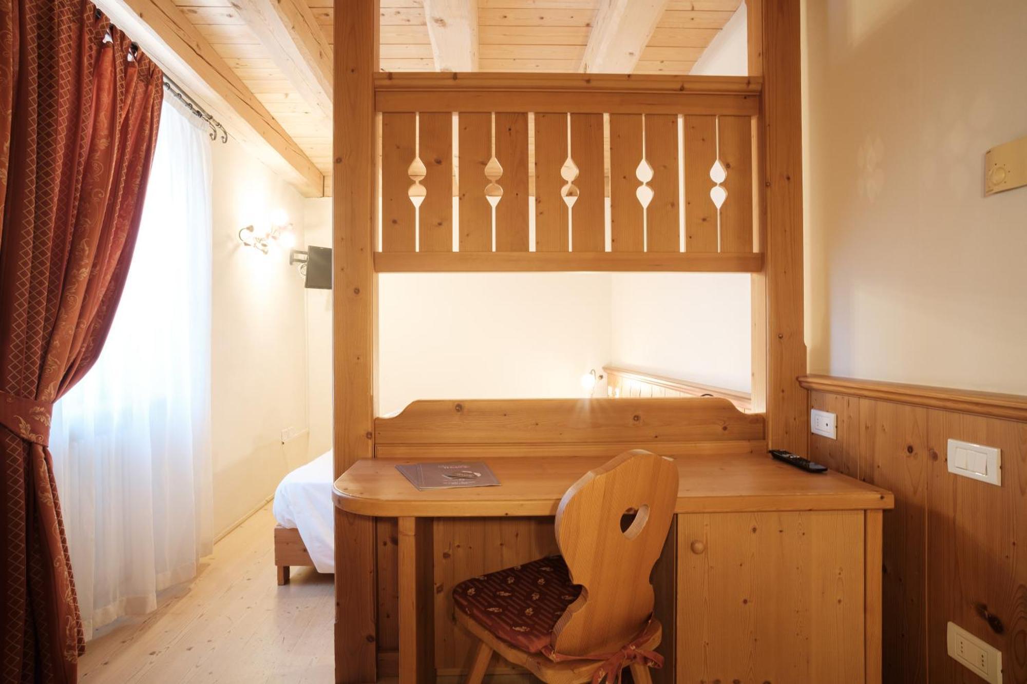 Casa Moresc Spiazzo  Pokoj fotografie